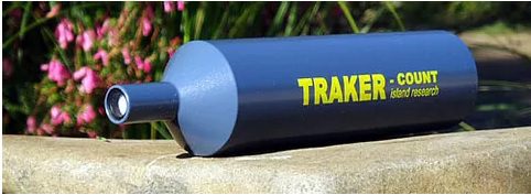 Traker track counter, a blue cylinder-shaped visitor counter